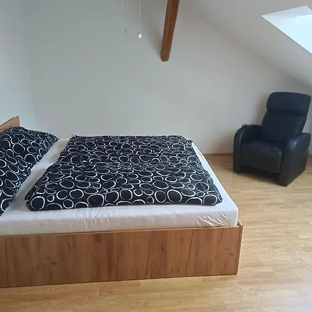 Guest house V Podkrovi 3*